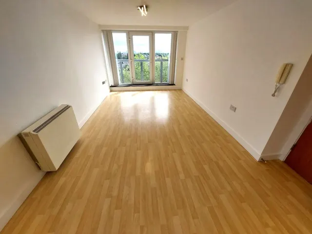 Photo 3 — Lakeside Rise, Blackley New Road, M9