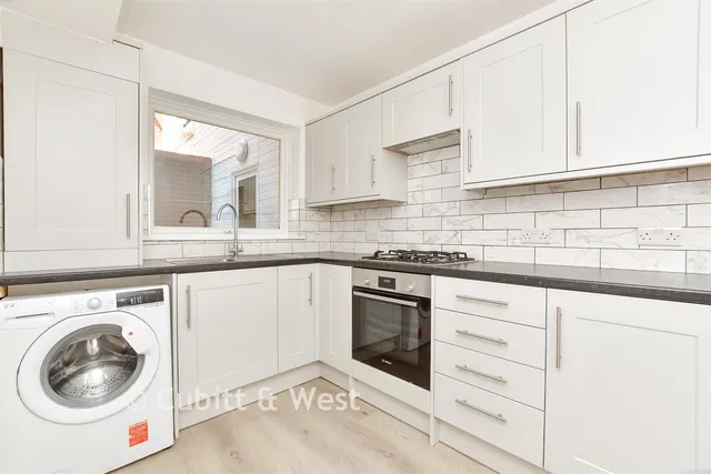 St. James Road, Sutton, SM1, photo 3