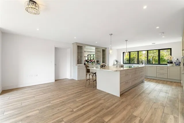 Wildmoor, Sherfield-on-Loddon, RG27, photo 2