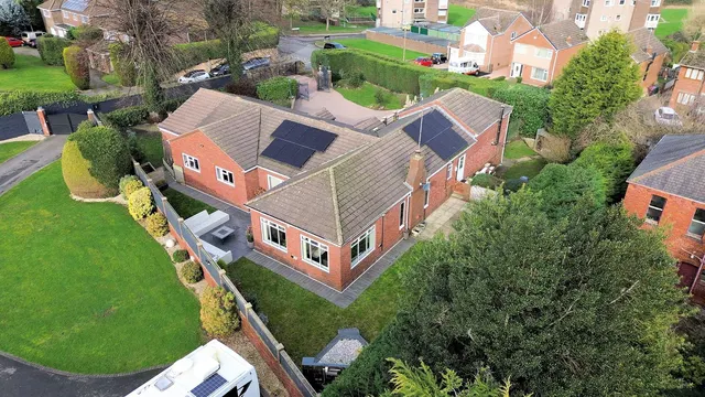 Fitzwilliam Street, Swinton, S64, photo 2