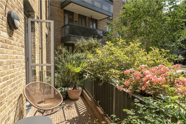 Photo 3 — Bight Court, 17 Nellie Cressall Way, London, E3