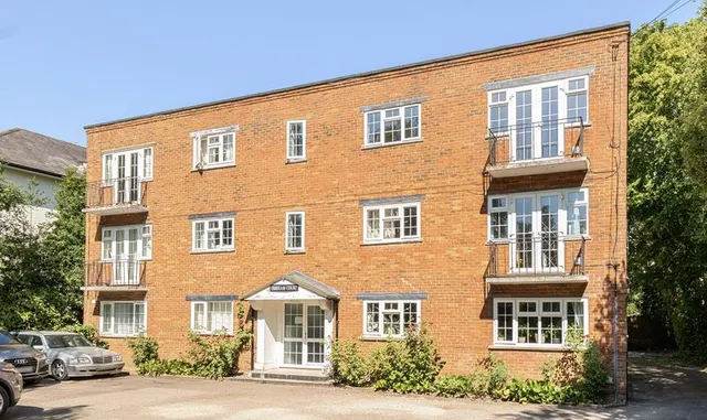 Dorking Road, Epsom, KT18, photo 1