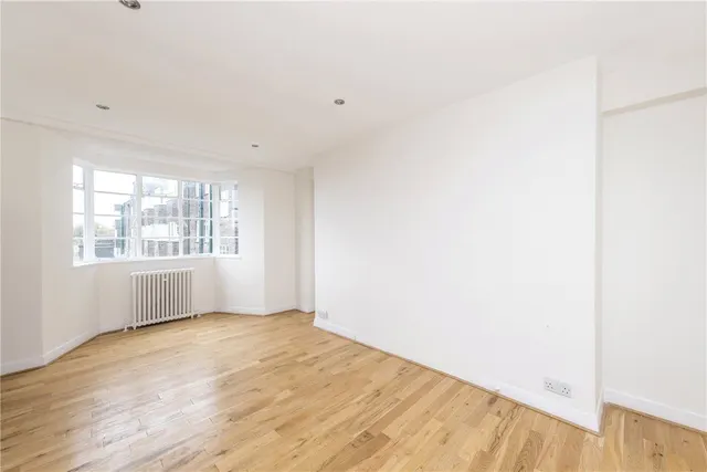 Corner Fielde, Streatham Hill, SW2, photo 3