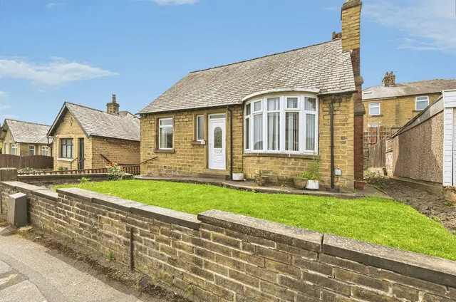 Ellison Street, Crosland Moor, Huddersfield, photo 1