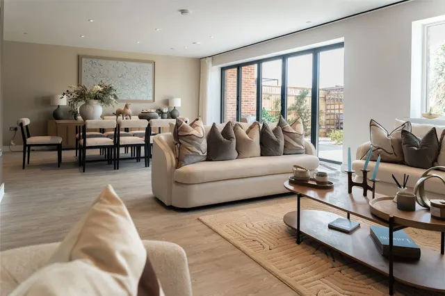 Canalside Quarter, Oxford, OX2, photo 2