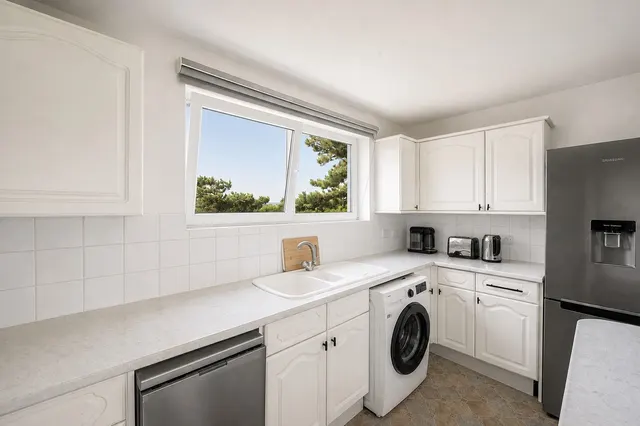 Photo 2 — 24 Craigmore Tower, Guildford Road, Woking