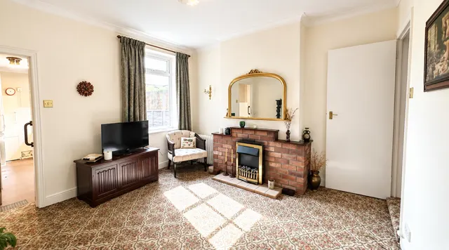 Newhall Street, Cannock, WS11, photo 3