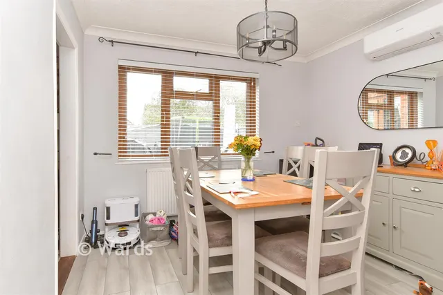 Roberts Close, Sittingbourne, ME10, photo 3