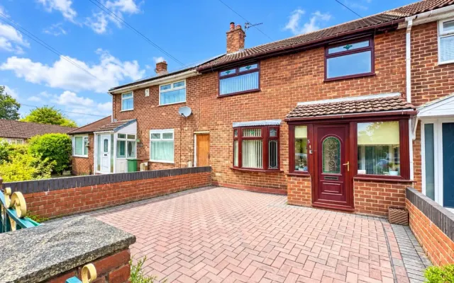 Price Grove, St Helens, photo 1
