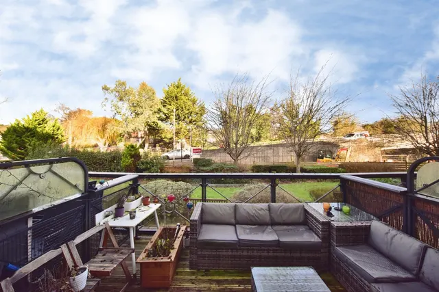 Medway Court, Aylesford, ME20, photo 2