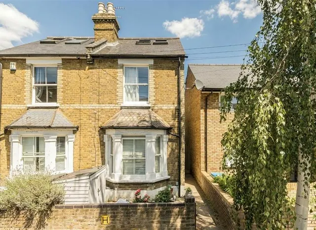 Sunnyside Road, Teddington, TW11, photo 1