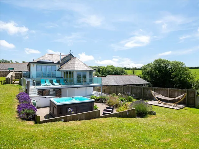 5 bedroom house — St. Issey, Wadebridge, Cornwall, PL27 7QL