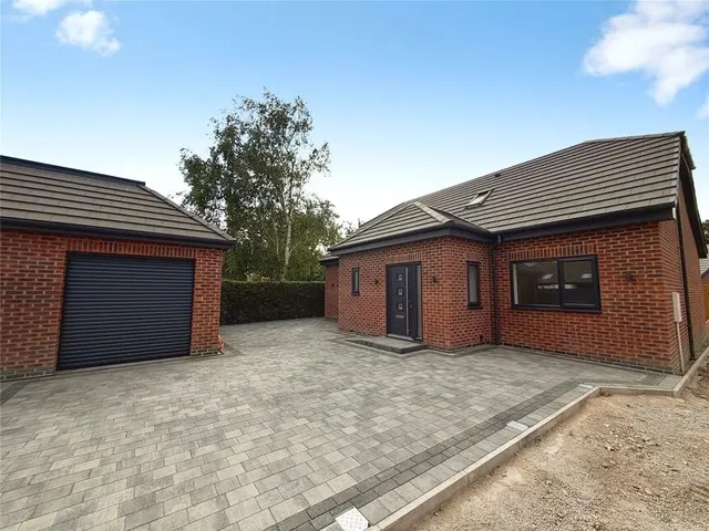 Doncaster Road, Hatfield, DN7, photo 1
