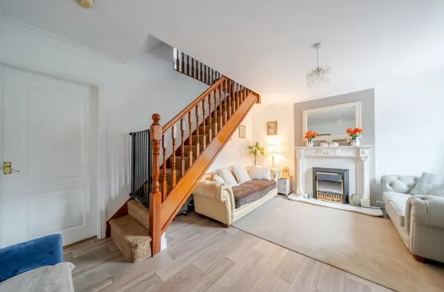 Benton Drive, Chester, CH2, photo 2
