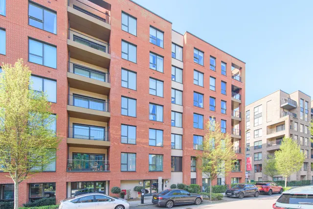 Flat 25, Pandorea House, 35 Lismore Boulevard, London, photo 1