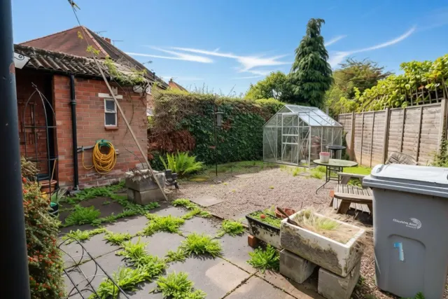 Christleton Avenue, Crewe, photo 2
