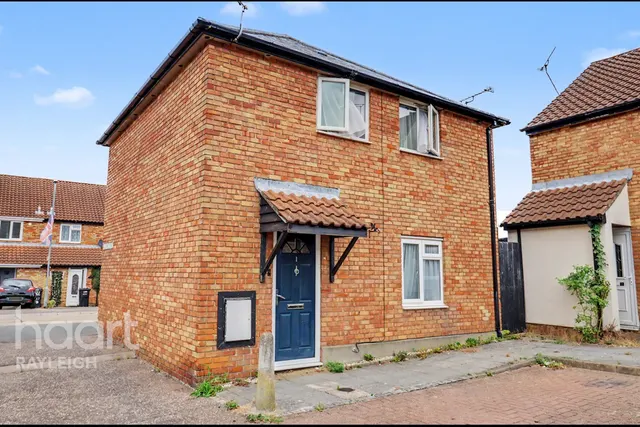 Sheering Court, Rayleigh, SS6, photo 1