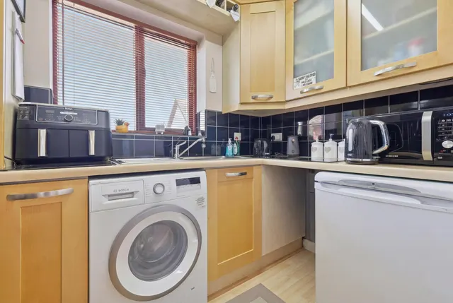 Kings Meadow Court, Waltham Abbey, EN9, photo 2