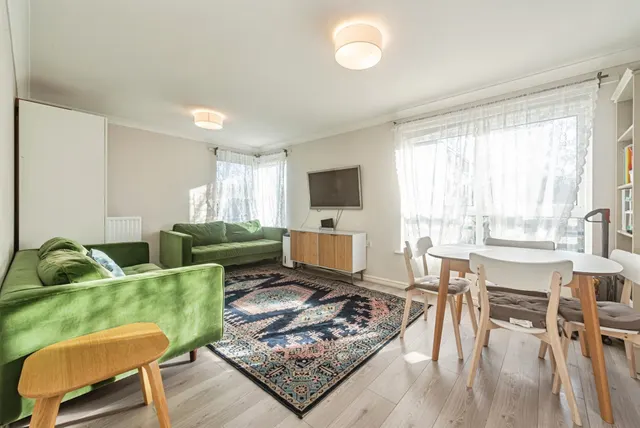 Rossetti Close, Basingstoke, RG24, photo 3