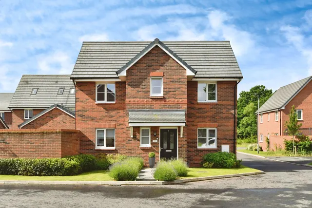 Crowson Drive, Alsager, Stoke-on-Trent, ST7, photo 1
