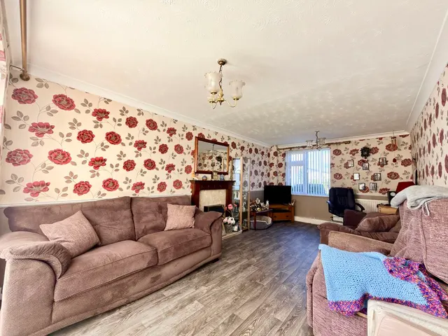Beale Close, Birmingham, B35, photo 2