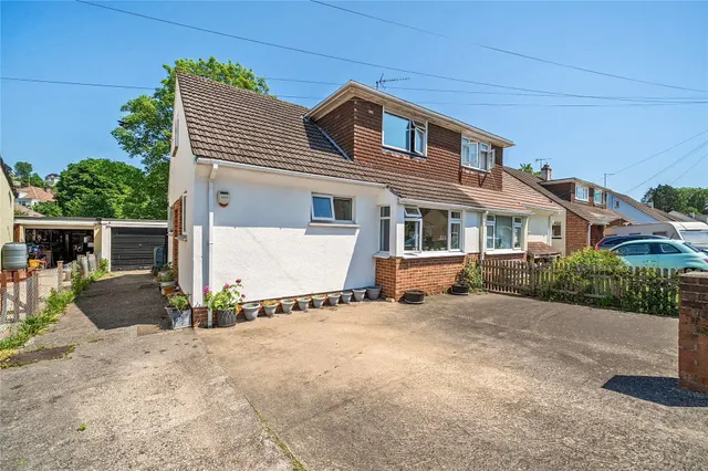 Manor Drive, Kingskerswell, TQ12