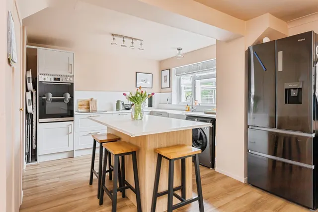 Photo 2 — Tindal Close, Burgess Hill