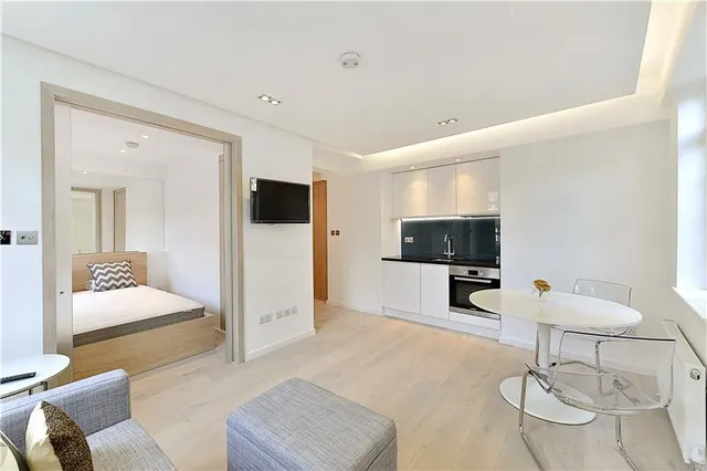 Sloane Avenue, London, SW3, photo 2