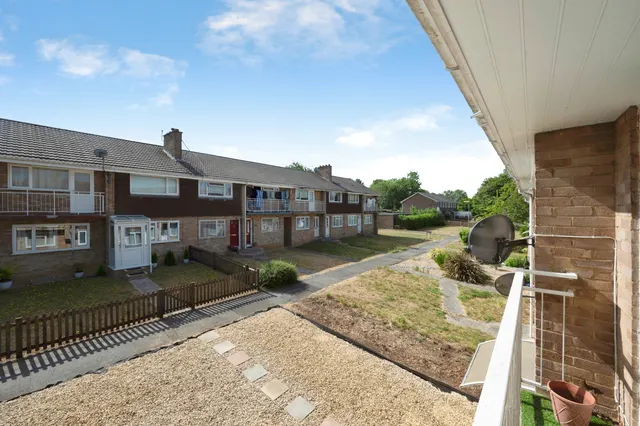 Grainger Close, Basingstoke, RG22, photo 2