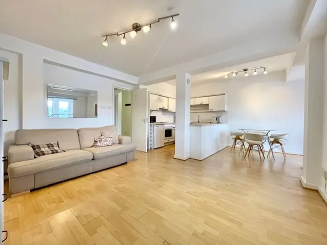 Newlands Quay, London E1W 3QZ, photo 1