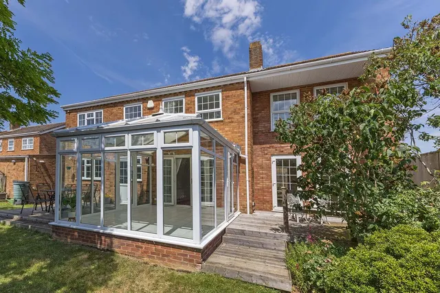 Photo 2 — Brompton Drive, Cranbrook Drive, Maidenhead, Berkshire