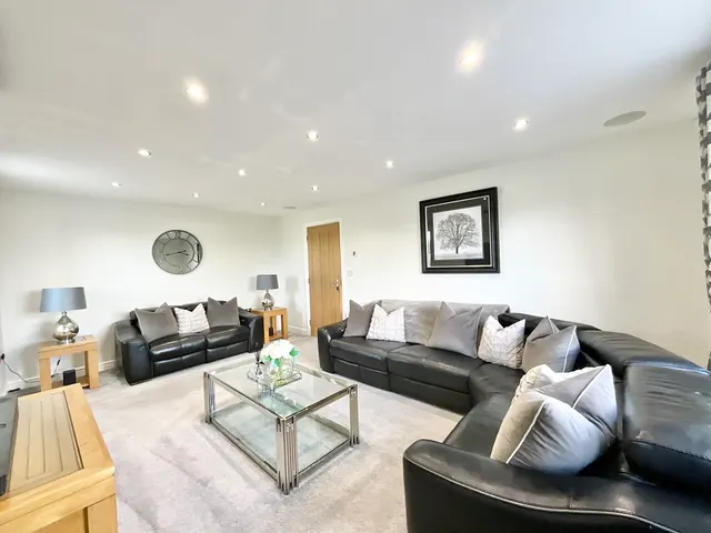 Kingsley Road, Werrington, ST9, photo 3