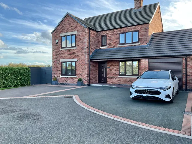 Kingsley Road, Werrington, ST9, photo 1