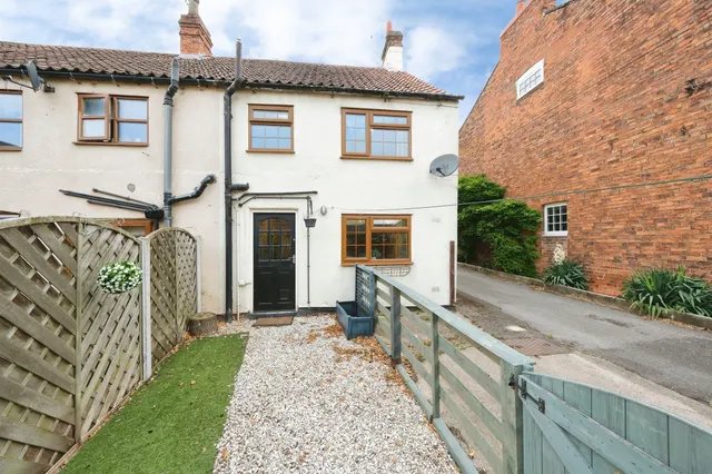 Photo 2 — Great North Road, Ranskill, Retford