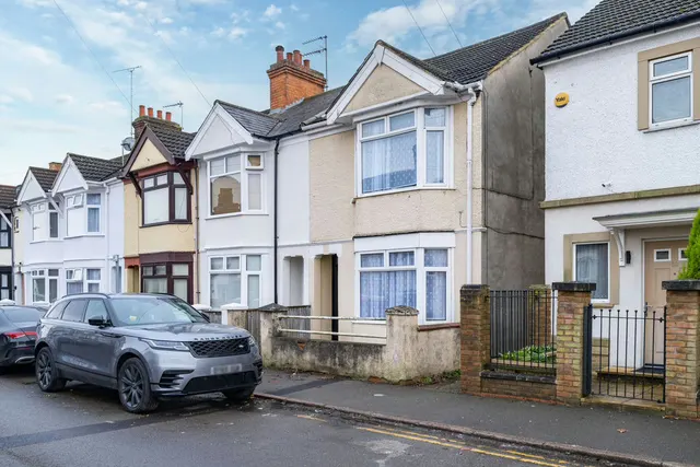 Osborne Street, Bletchley, Milton Keynes, Buckinghamshire, MK2 2LR, photo 1