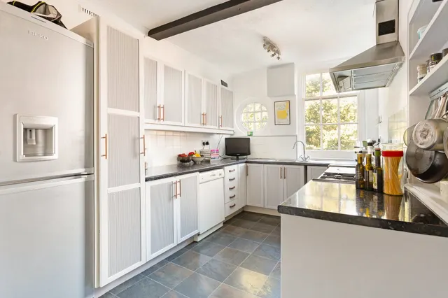 Middle Hill, Egham, TW20, photo 3