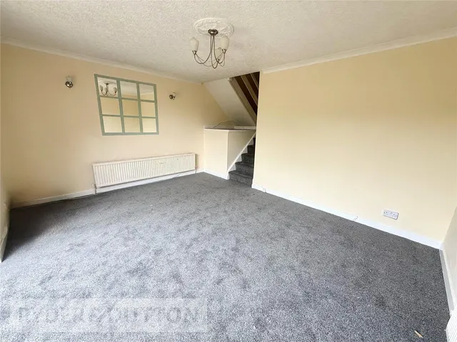 Newbreak Close, Oldham, OL4, photo 3