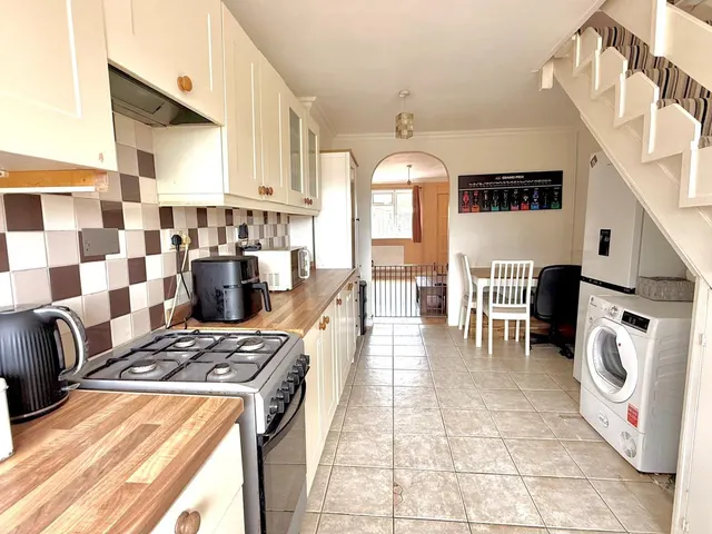 Photo 3 — Clyde Cottages, Swindon, Wiltshire, SN4 9AE