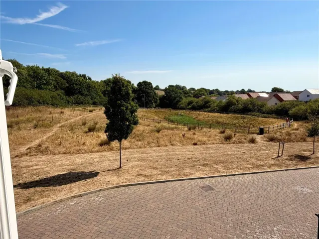 Primrose Field, Stone Cross, Pevensey, East Sussex, BN24, photo 1