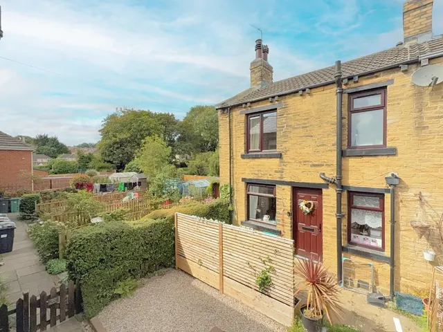 Littlemoor Road, Pudsey, LS28, photo 1