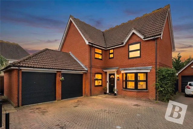 Hornbeam Chase, South Ockendon, Essex, RM15, photo 1