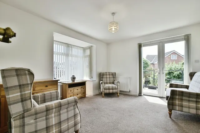 Photo 2 — Wingfield Avenue, Wilmslow, Cheshire, SK9