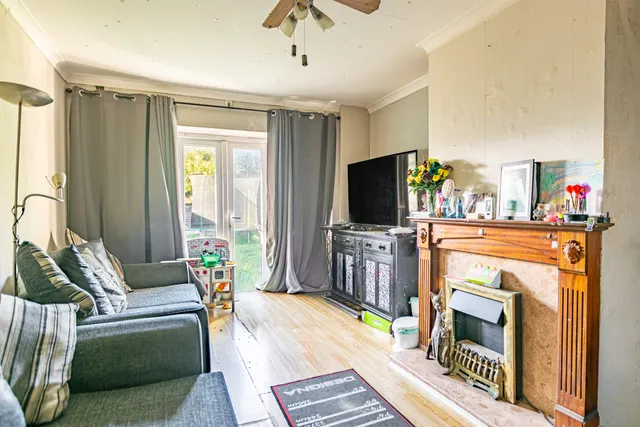 Petre Avenue, Selby, YO8, photo 3