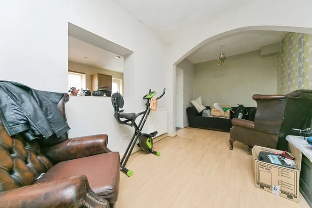 Maes Hyfryd, Llanfairpwllgwyngyll, LL61, photo 3