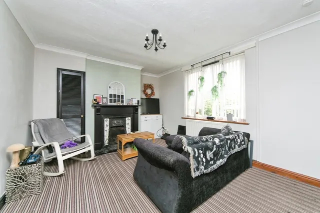 Maes Hyfryd, Llanfairpwllgwyngyll, LL61, photo 2