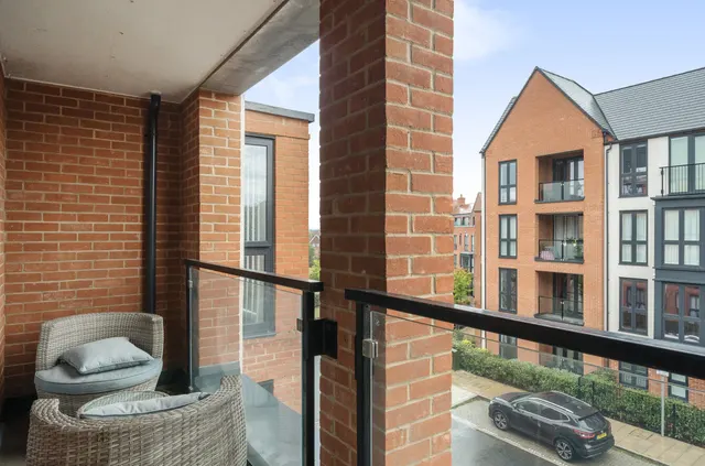 Biscoe Way, Wokingham, RG40, photo 2