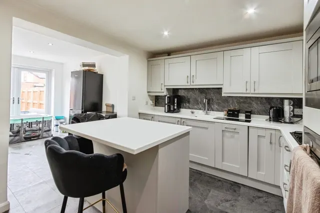 Photo 3 — Kingfisher Court, Normanton, West Yorkshire, WF6