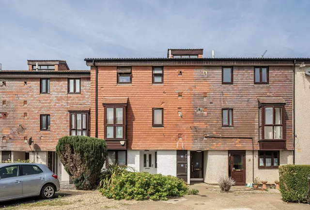 Buttermere Close, Morden, SM4 4SG, photo 1