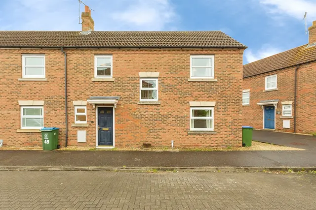 Arncott Way, Aylesbury, photo 1