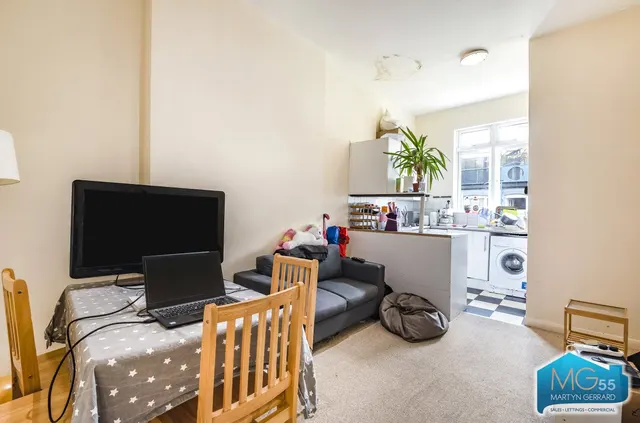Marlborough Road, Upper Holloway, N19, photo 1